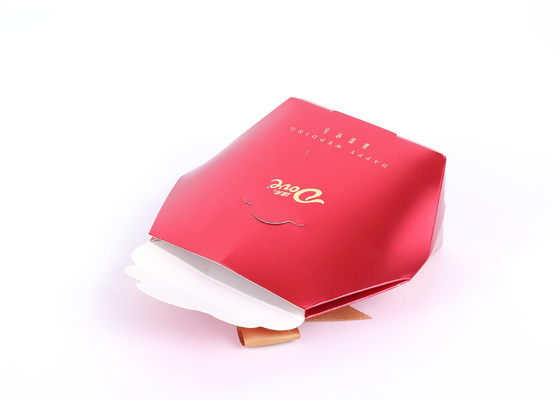 Printed Logo Gift Packing Paper Bags , Luxury Wedding Paper Bag 0.6mm Thickness